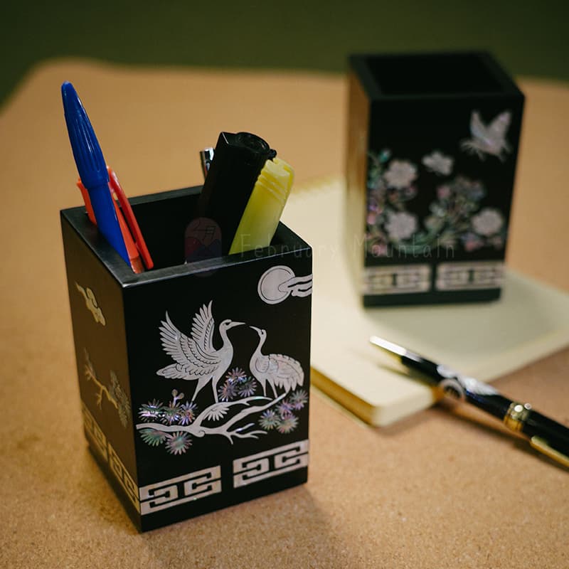 Pen Holder - Crane