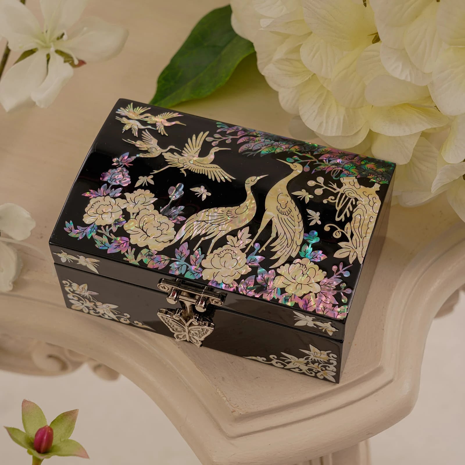 Korean lacquer jewelry box with cranes and flowers, mother of pearl handmade art