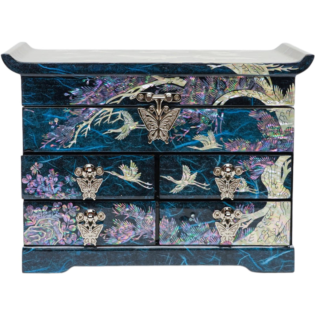 A blue jewelry box with mother-of-pearl inlay showcasing butterflies and cranes, a unique gift symbolizing friendship and love.